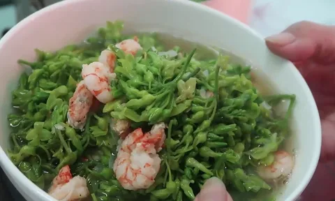 Canh thiên lý nấu tôm ngọt thanh, giải nhiệt ngày hè