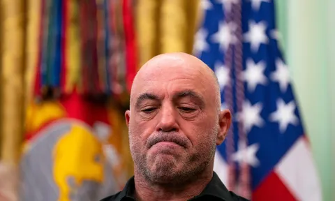Joe Rogan kịch liệt phản đối việc UFC White House tổ chức ngoài trời: 'Tôi không thích điều này chút nào'