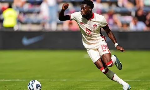 Tuyển Canada mang Alphonso Davies dự World Cup