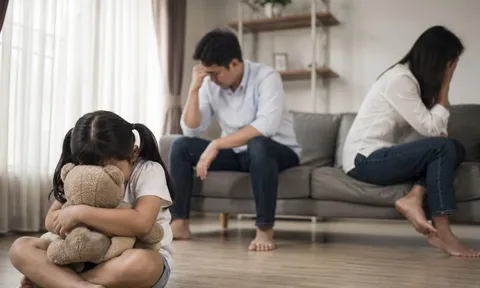 Sau 1 cuộc ly hôn: Người chịu tổn thất lớn nhất đôi khi không phải vợ hoặc chồng