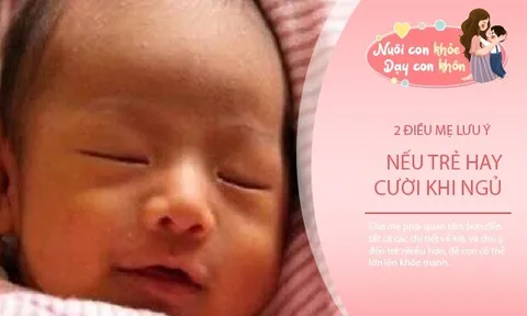 Trẻ mỉm cười khi ngủ, mẹ nghĩ con đang mơ, nhưng bà nội bế ngay cháu đến bệnh viện