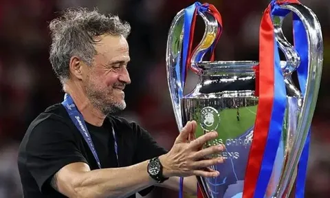 PSG khẳng định vị thế vĩ đại tại Champions League