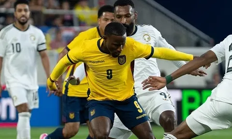 Yeboah chói sáng giúp Ecuador hạ Saudi Arabia 2-1