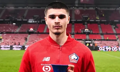 Fernandez-Pardo hứa hẹn mang cơn lốc từ Ligue 1 đến Man Utd