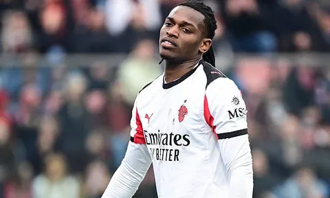 Phản ứng của CĐV Man Utd trước tin đồn mua Rafael Leao