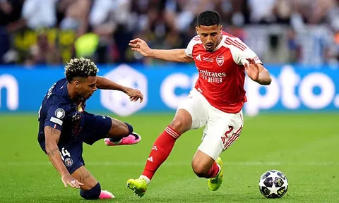 Arteta dùng 24% kiểm soát bóng để bóp nghẹt PSG