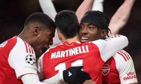 Petit chỉ thẳng 3 cái tên Arsenal phải bán gấp