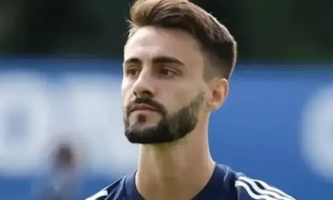 Hamburg đàm phán mua đứt Fabio Vieira từ Arsenal