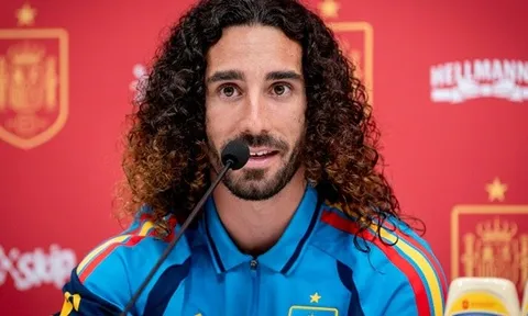 Atletico Madrid vấp rào cản giá cả vụ Marc Cucurella