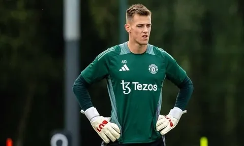 Andy Mitten dự báo tương lai Radek Vitek tại Man United