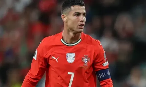 Ricardo kinh ngạc trước sự bền bỉ của Cristiano Ronaldo