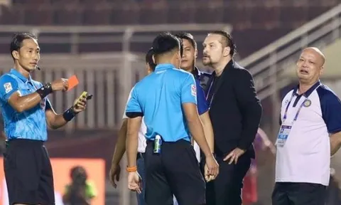 Trọng tài Lê Vũ Linh gây tranh cãi từ V-League ra Đông Nam Á