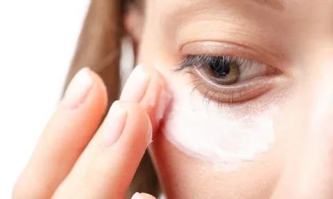 5 bài tập massage mắt đơn giản giúp giảm bọng mắt và mang lại vẻ ngoài tươi tắn hơn