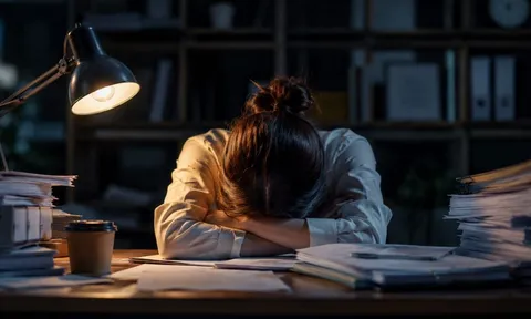 5 dấu hiệu bạn đang bị quá tải tinh thần mà không nhận ra