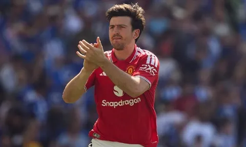 Bị loại khỏi tuyển Anh, Maguire nhận vai trò mới ở World Cup