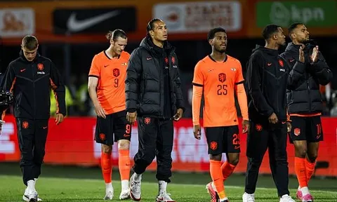 4 lý do khiến Hà Lan thua đau Algeria trên sân nhà