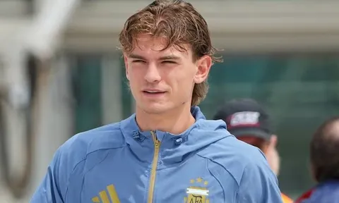 Nico Paz trở lại tập luyện, xóa tan nỗi lo của Argentina