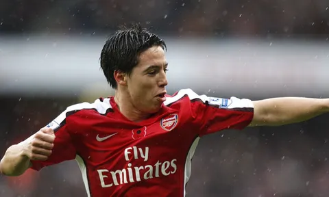 Cúp bạc Man City hay thánh đường Arsenal cho Samir Nasri?