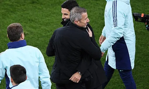Arsenal toan tính gì cho bài toán hành lang trái mùa tới?