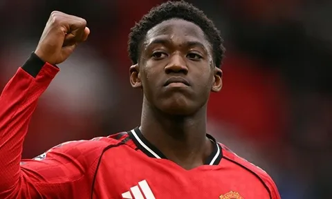 Bản lĩnh của Kobbie Mainoo sau giông bão tại Man United