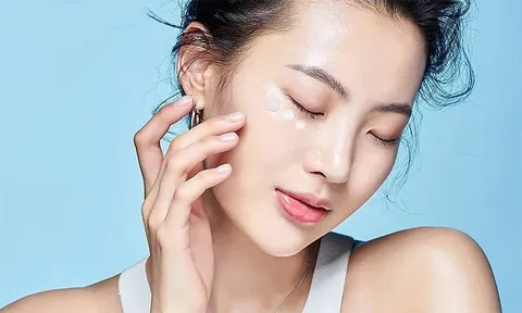 Muốn da đẹp bền vững trước tuổi 30? Đừng bỏ qua 5 bước chăm sóc da quan trọng này