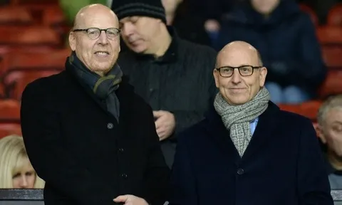 Nhà Glazer sẽ buông bỏ Man Utd trước năm 2027?