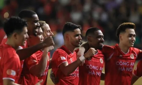 CAHN nhận loạt giải thưởng trước vòng cuối V.League