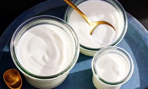 3 sai lầm ăn sữa chua khiến cân nặng tăng vùn vụt