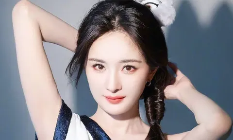 Mỹ nhân U40 gây chú ý với làn da trắng mịn suốt hơn một thập kỷ nhờ thường xuyên ăn loại quả quen thuộc