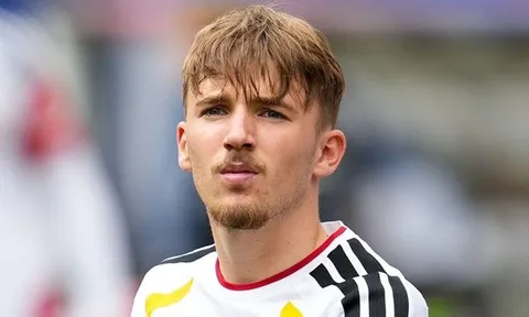 Assan Ouedraogo thay thế Lennart Karl dự World Cup 2026