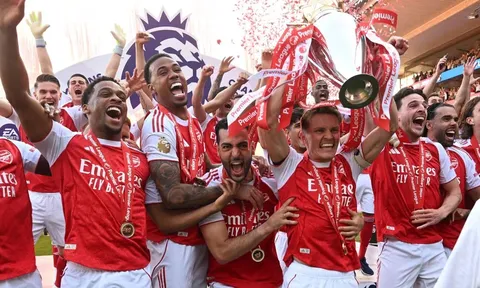 Arsenal đắc lợi nhờ luật tài chính mới NHA