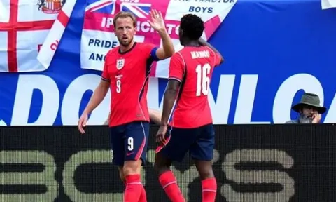 Vai trò số 8 tự do giúp Mainoo ghi điểm với Tuchel