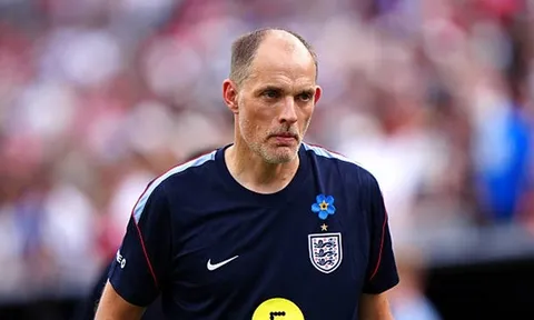 Thomas Tuchel chỉ trích lối đá tùy hứng của tuyển Anh