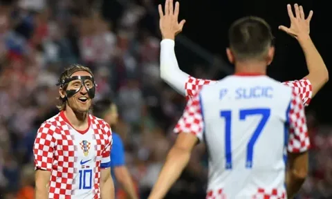 Modric và Pasalic nổ súng giúp Croatia hạ gục Slovenia