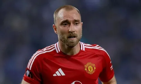 Man Utd tiếp sức cho Eriksen sau sự cố đổ gục trên sân