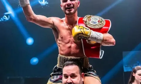 Đánh cược sự nghiệp, Andrew Moloney đoạt đai IBF từ Garcia trong khi Casimero hủy diệt Nery