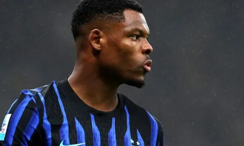 Denzel Dumfries ký hợp đồng 4 năm với Real Madrid