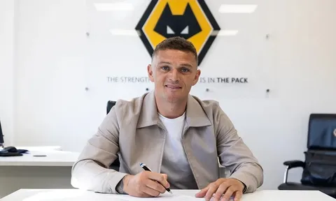 Rời Newcastle, Trippier chính thức cập bến Wolves