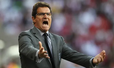 Walcott kể chuyện bị HLV Capello đóng sập cửa vào mặt