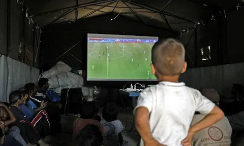 Bão giá vé và visa làm khó fan Ả Rập tới World Cup