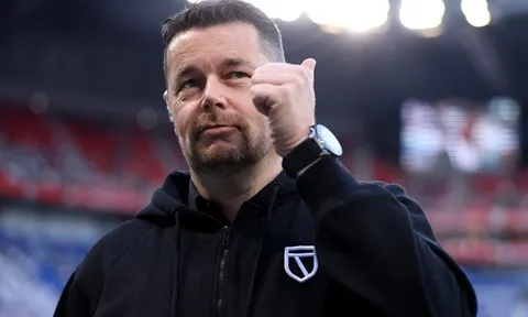 Lý do Pierre Sage thay thế Oliver Glasner tại Crystal Palace