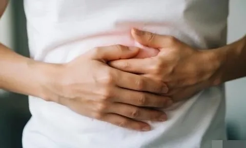 5 triệu chứng ung thư dạ dày giai đoạn đầu