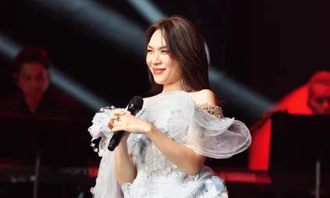 Mỹ Tâm bùng nổ trong liveshow 4.000 người tại Mỹ