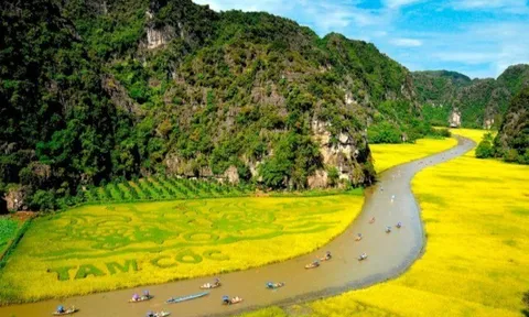 Gợi ý 11 điểm du lịch 2 ngày 1 đêm, thích hợp đi cuối tuần ở gần Hà Nội, phong cảnh tuyệt đẹp quên lối về