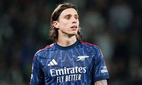 Tin đồn chuyển nhượng sáng 10/6: Real Madrid nhắm Riccardo Calafiori; MU săn Elliot Anderson