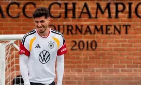 Kai Havertz phản hồi CĐV khi được yêu cầu trở lại Chelsea