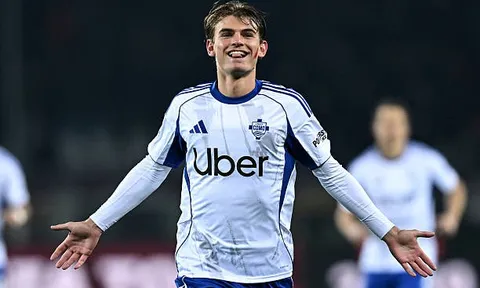 Nico Paz muốn ở lại Como thay vì về Real Madrid
