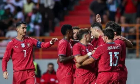 5 dấu ấn Bồ Đào Nha 2-1 Nigeria: Đôi cánh lu mờ tầm ảnh hưởng Ronaldo