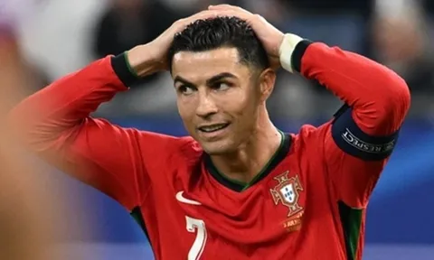 Nhật ký World Cup 2026 tối 11/6: FIFA đáp trả chỉ trích giá vé; Ronaldo lo âu sát giờ G