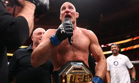Sean Strickland phản pháo Dana White về lệnh cấm cửa tại sự kiện UFC Nhà Trắng